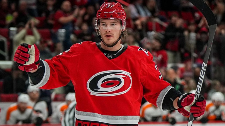 Carolina Hurricanes geen optie om ervaren spelers opnieuw vast te leggen